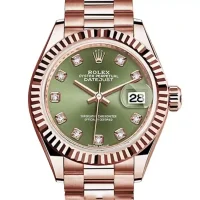 green dial of the Rolex With Diamond Replica