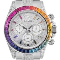 grey and diamond dial of the Rolex Daytona Rainbow Replica