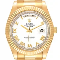 white and roman numerals dial of the Rolex President White Replica