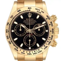 black and stick dot dial of the Rolex Daytona Yellow Gold Replica