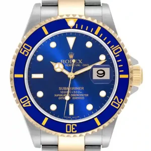 Blue Dial of the watch