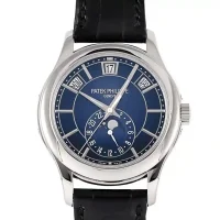 blue and stick dial of the Patek Philippe 5205G-013 Blue Replica