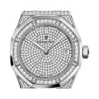 Iced out dial of the Audemars Iced Out Replica