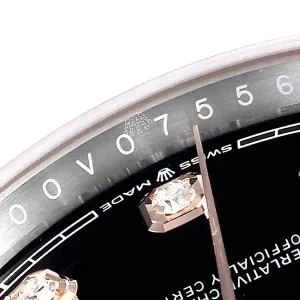 close view dial of the watch