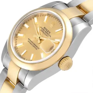 Yellow gold bezel of the watch