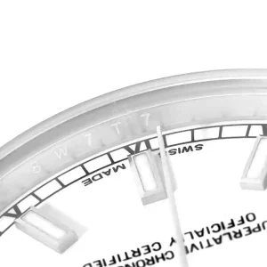 Close view dial of the watch