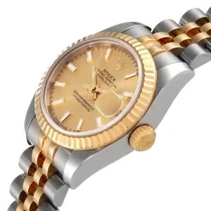 Yellow gold bezel of the watch