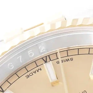 Close view dial of the watch