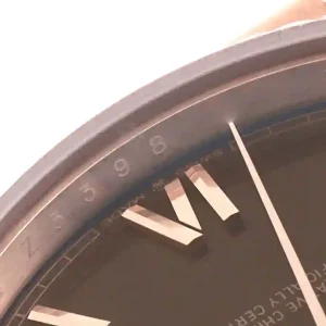 close view dial of the watch